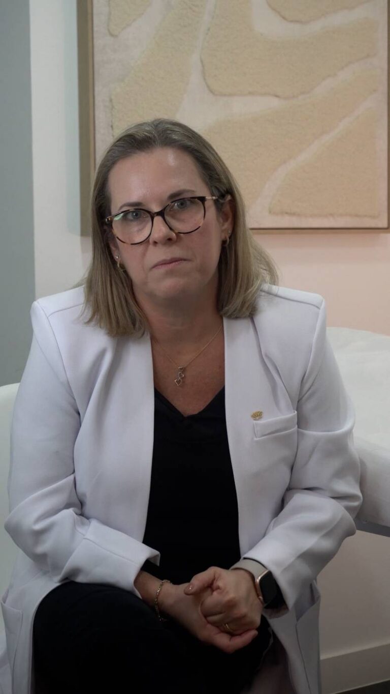 Dra. Laura Só Bittencourt